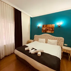 3* Szálloda Adora Cafe & Restaurant